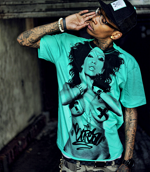 http://media.paperblog.fr/i/395/3957816/the-official-g-mix-wiz-khalifa-feat-snoop-jui-L-dh074m.png