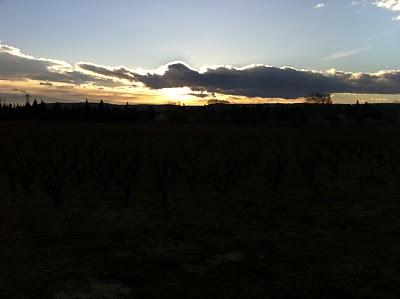Ciel de fin de journée... Fin d'une année difficile Ciel de fin de journée... Fin d'une année difficile