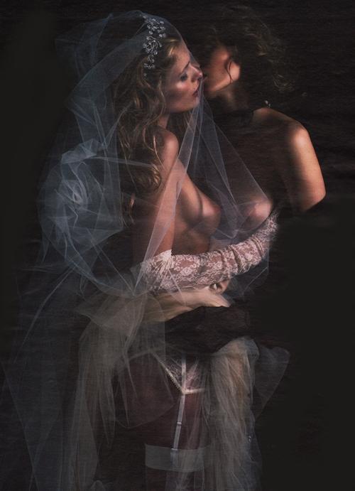Abbey Lee Kershaw et Edita Vilkeviciute par Mario Sorrenti pour Interview magazine 2010