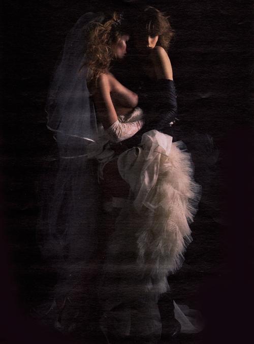 Abbey Lee Kershaw et Edita Vilkeviciute par Mario Sorrenti pour Interview magazine 2010