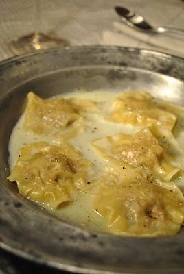 Raviolis aux pleurotes, pancetta & Salers