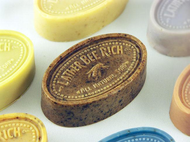 soap-bee-02 Le savon des bee Gees !