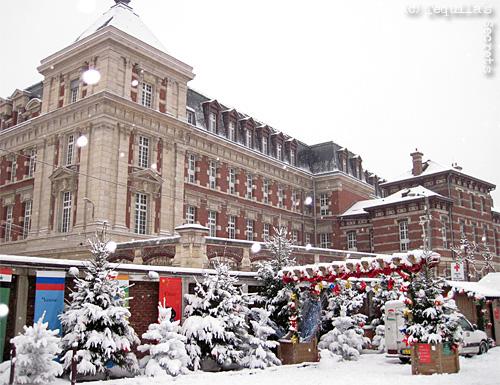 La patinoire lilloise de l'hiver. Lille Neige, gare St Sauveur