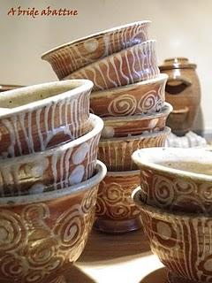 La potière de l'atelier de la Borne (18250) La potière de l'atelier de la Borne (18250)