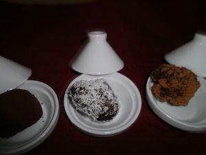 Truffes au chocolat : café, noix de coco ou spéculoos PC270084