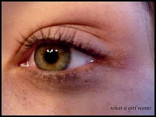 Du démaquillant en gelée, c'est chez Clarins Du démaquillant en gelée, c'est chez Clarins