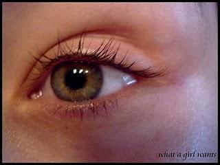 Du démaquillant en gelée, c'est chez Clarins Du démaquillant en gelée, c'est chez Clarins