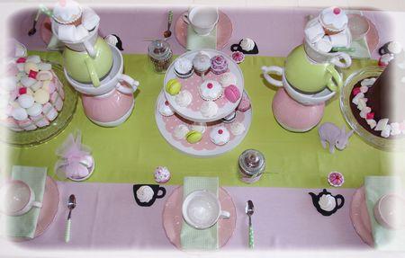 Prenons le thé..., avec Alice... alice_068_modifi__1