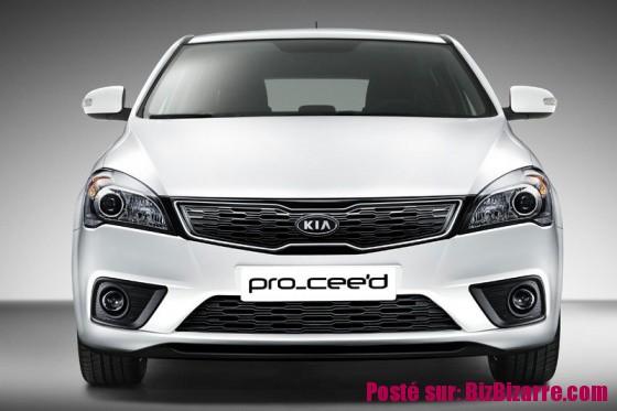 une_kia_pro_ceed_02 auto une kia pro ceed 02 KIA PRO CEE’D 2011: RESTYLAGE DU 3 ET 5 PORTES ET MISE A JOUR DU BLOC 4 CYLINDRES 128 CHEVAUX