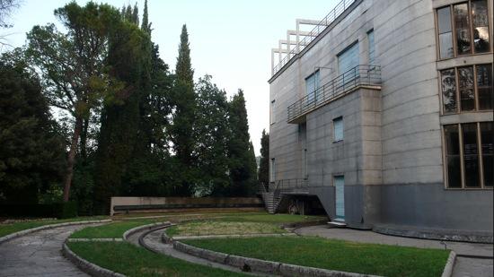 Villa Girasole - Angelo Invernizzi - façade et jardin