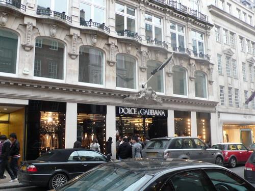 London – Liberty & Bond Street : I queue, you queue,… (*) queues-05