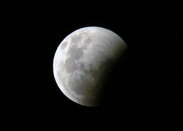 Eclipse lune 2010 2
