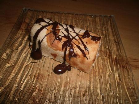 Bûche individuelle façon Tiramisu aux poires et chocolat PC290010