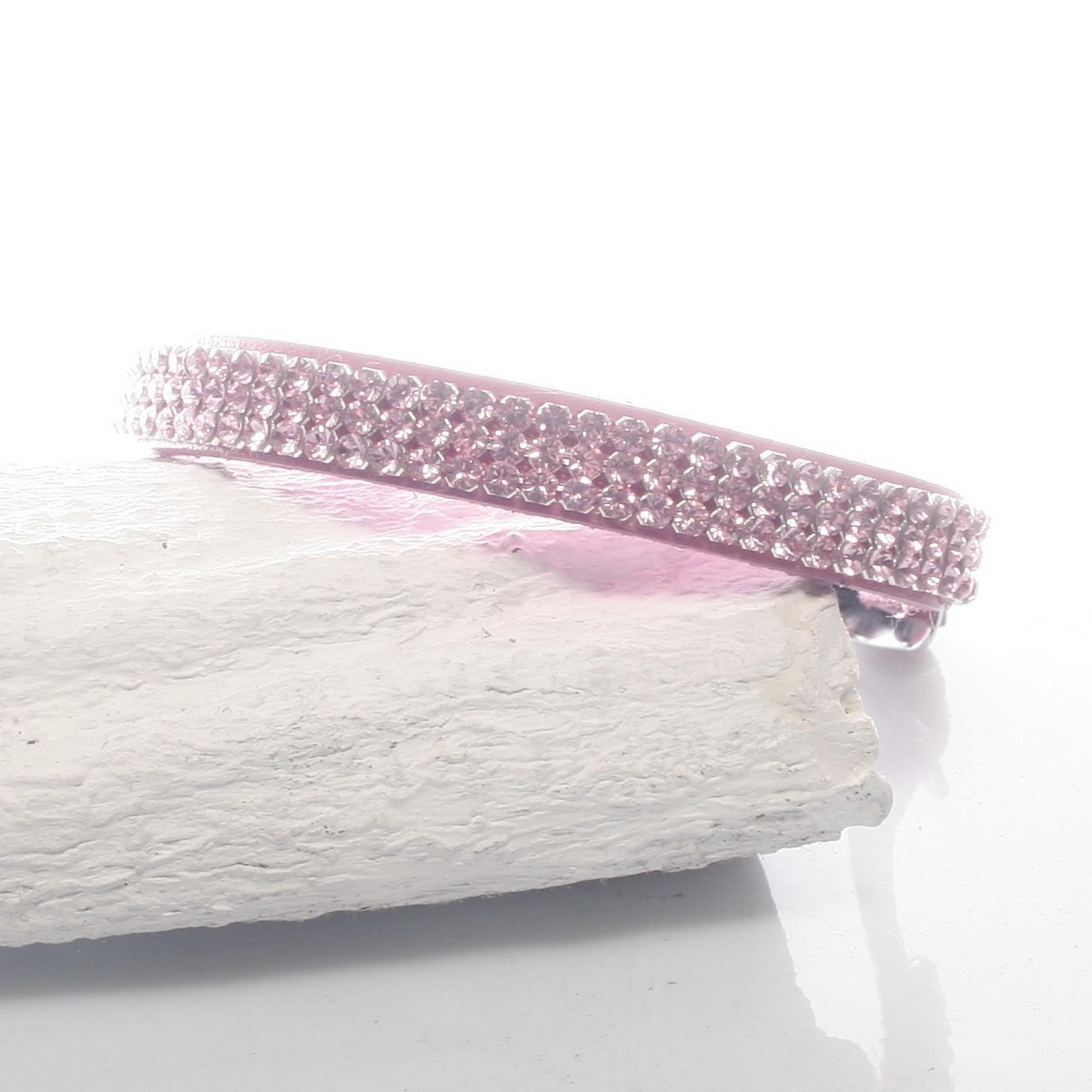 Zoom sur: le collier rose pour chat orné de cristal Zoom sur: le collier rose pour chat orné de cristal