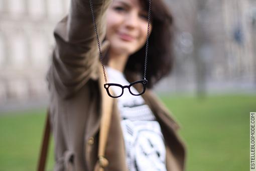 collier_lunettes_human_nature Camel indian