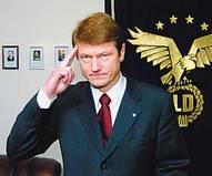 Tu pourras destituer (à peu près) comme tu veux ton Président de la République mais sans le rendre inéligible à vie au… Parlement (Cour EDH, G.C. 6 janvier 2011, Paksas c. Lituanie) pasksas.1294691258.jpg