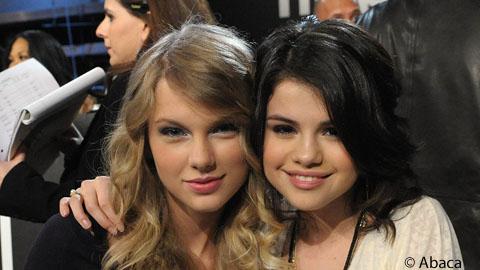 Taylor Swift et Selena Gomez super potes ... Taylor la trouve ''sincère'' Taylor Swift et Selena Gomez super potes ... Taylor la trouve ''sincère''