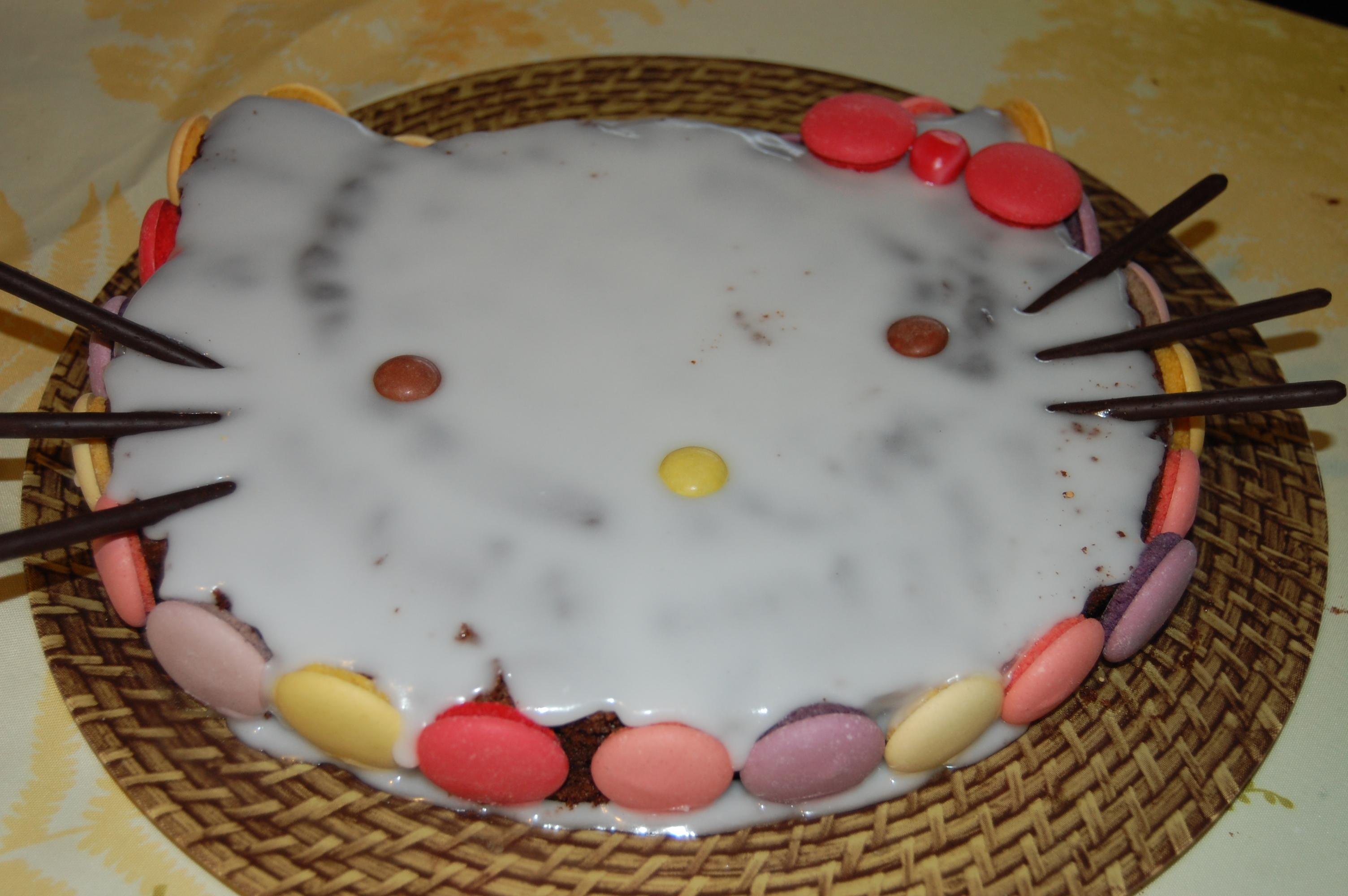 Le gâteau Hello Kitty des 3 ans de ma puce