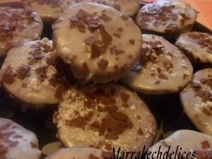 Muffins chocolat et glaçage  blanc