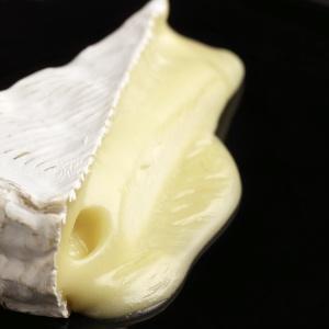 camembert Est-il vrai (Pablo Neruda)
