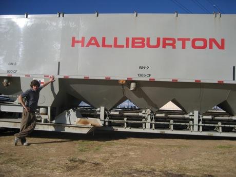 Le_gaz_de_schiste_nouveau_poison_des_terres-3 AUX ARMES, CITOYENS…/ARM YOURSELVES…