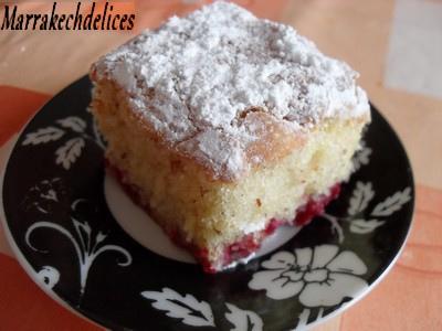 Gâteau rapide au yaourt framboise et amandes Gâteau rapide au yaourt framboise et amandes