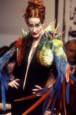 Les Années 1990-2000.  Histoire idéale de la mode contemporaine