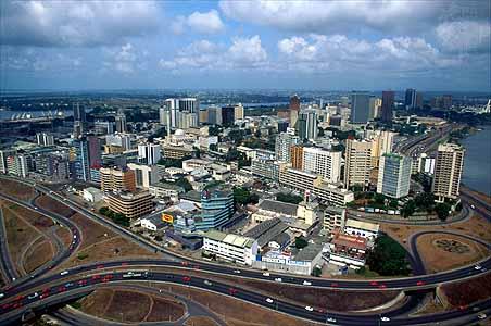 Comprendre la position impartiale de la communauté internationale face à la Côte D'Ivoire et entrevoir de possibles solutions pour l'Afrique. Comprendre la position impartiale de la communauté internationale face à la Côte D'Ivoire et entrevoir de possibles solutions pour l'Afrique.