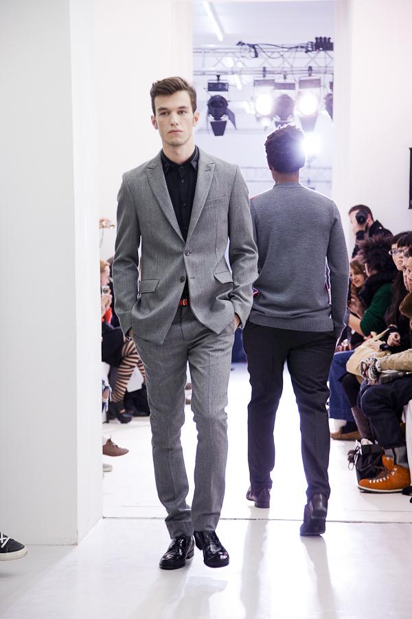 Le défilé Ehud Automne Hiver 2011 Défilé Ehud Automne Hiver 2011