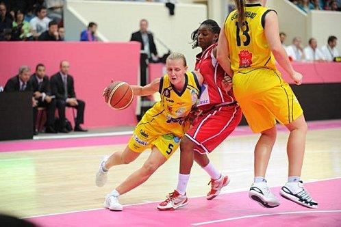 LFB: Calais reprend espoir. Sylvie-GRUSZCZYNSKI--Calais-.jpg
