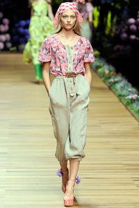 LES TENDANCES MODE P/E 2011 VUES PAR LES HOMMES, ILS VALIDENT OU PAS! 00050m