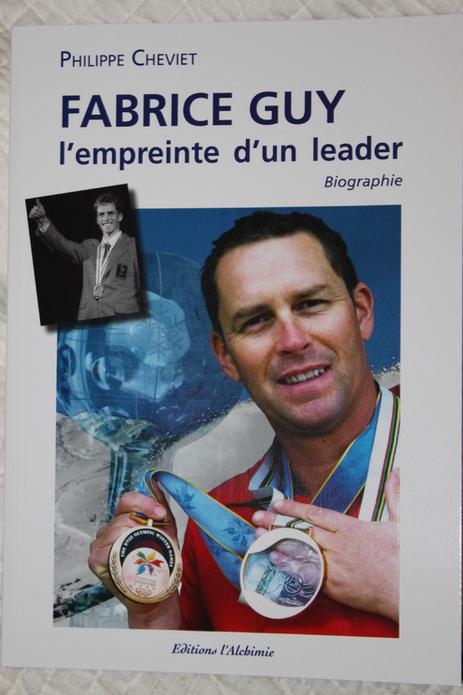 Fabrice Guy publie sa biographie Fabrice Guy publie sa biographie