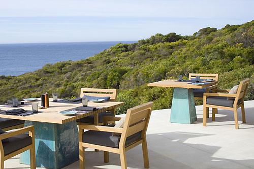 hoosta-magazine-southern-ocean-lodge-australia-terrace-jpg hoosta-magazine-southern-ocean-lodge-australia-terrace-jpg