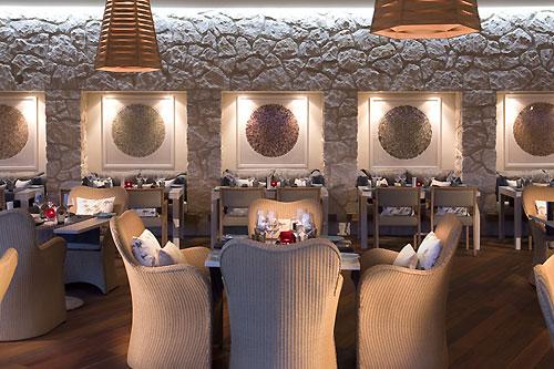 hoosta-magazine-southern-ocean-lodge-australia-dining hoosta-magazine-southern-ocean-lodge-australia-dining