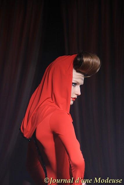 Dans les coulisses du défilé Haute Couture Printemps-Eté 2011 Eva Minge Dans les coulisses du défilé Haute Couture Printemps-Eté 2011 Eva Minge