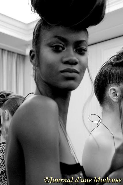 Dans les coulisses du défilé Haute Couture Printemps-Eté 2011 Eva Minge Dans les coulisses du défilé Haute Couture Printemps-Eté 2011 Eva Minge