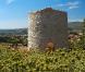 Top 10 des destinations romantiques pour un week-end en amoureux Allauch, France Imprégnez-vous des massifs montagneux d'Allauch près de Marseille, si chers aux coeurs de Marcel Pagnol et Jean Giono. Dans ces collines aux odeurs de lavande et bercées par le chant des cigales, découvrez ce que le mot