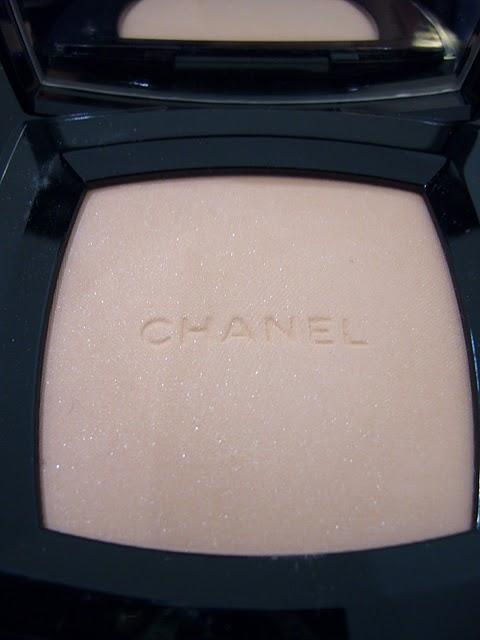 CHANEL - Collection Printemps Eté 2011 - Les Perles de Chanel