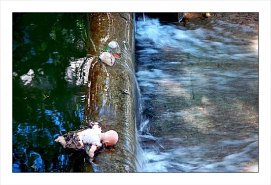 Eaux sombres ou Ophélie 2 Jardins de la Fontaine, Nîmes, Ophélie, Ophelia