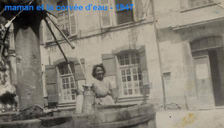 Notre fontaine maman-en-1947.1296402155.JPG
