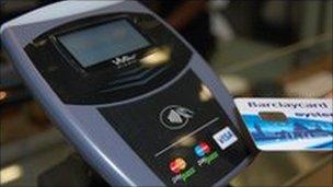 _50476519_contactless3
