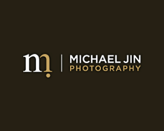 michael jin typographic logo inspiration 50 logos qui font leur boulot à la lettre !