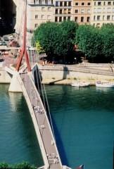 L304xH448_jpg_Passerelle_du_Palais_de_Justice_Lyon_1_-9254f.jpg