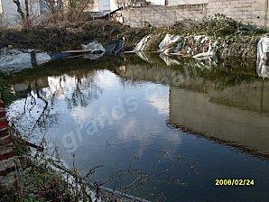 Les photos du plan d'eau rue de la Convention. Vue-vers-le-fond-du-terrain-1.jpg