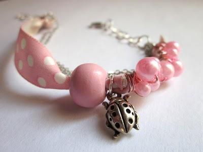 Bracelet + Bague {mignonet et mignonette, allons voir si la rose etc.}