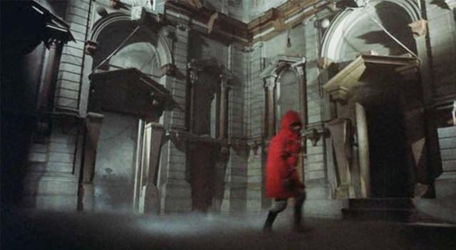 Ne vous retournez pas - Don't Look Now, Nicolas Roeg (1973) Ne vous retournez pas - Don't Look Now, Nicolas Roeg (1973)