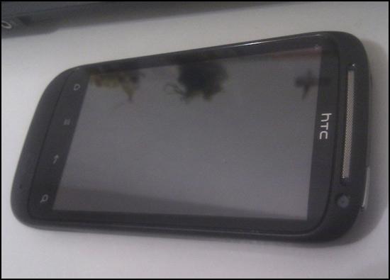 3 images pour le HTC Desire 2.