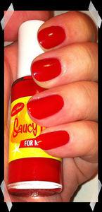 Un peu de blabla, un peu de manucure Eyeko + un bon plan^^ test_vernis_eyeko_Saucy_polish