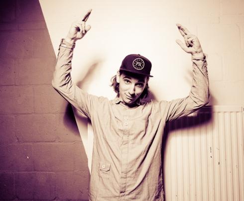 ShootSievertJameszoo030 Jameszoo feat. Coultrain – Leaf People