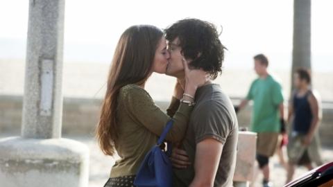 90210 saison 3 ... c’est fini entre Navid et Adrianna 90210 saison 3 ... c’est fini entre Navid et Adrianna